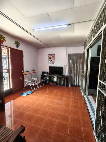 1-storey Terraced House for Sale in Senai (Johor) - Albert Liew - Living Room - PropertyGuru.com.my