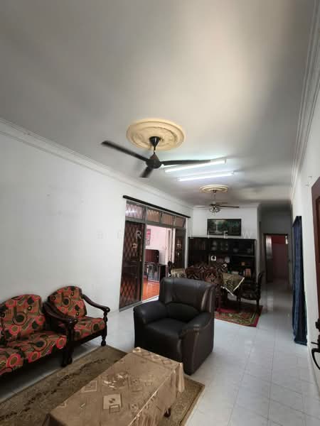 1-storey Terraced House for Sale in Senai (Johor) - Albert Liew - Living Room - PropertyGuru.com.my