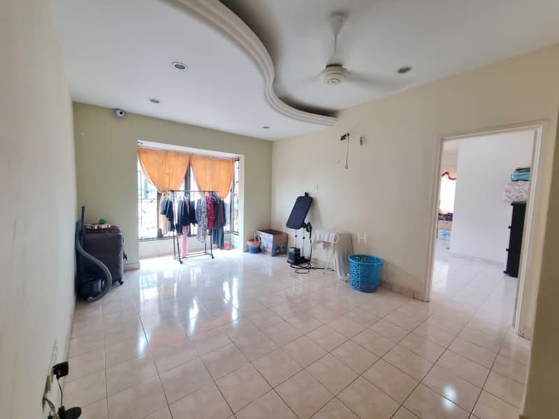 Rumah Berkembar untuk Dijual di Bandar Bukit Puchong 2 (Puchong) - Evan Goh - Living Room - PropertyGuru.com.my