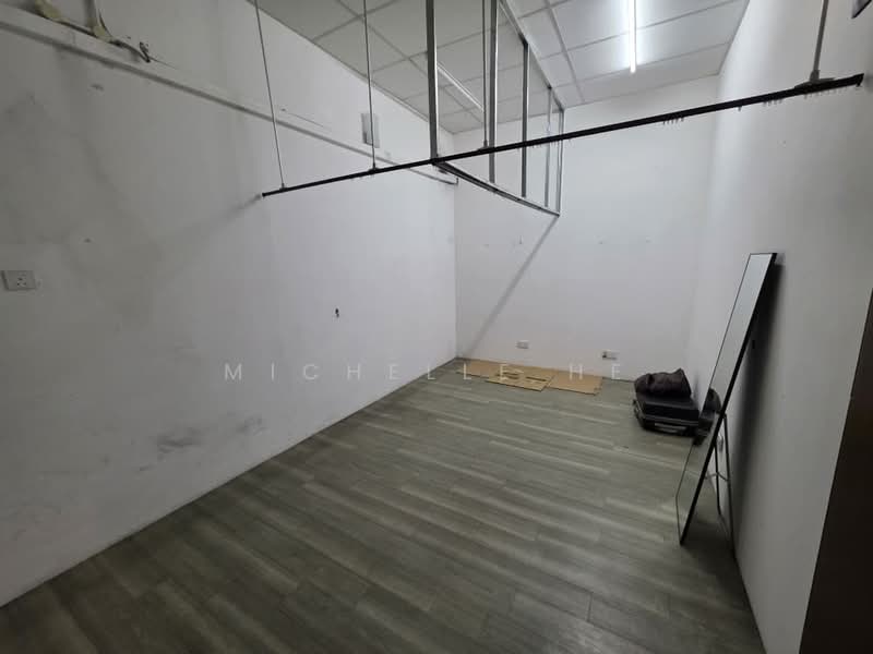 Shop / Office for Rent in Taman Mutiara Mas (Skudai) - Michelle He - Interior - PropertyGuru.com.my