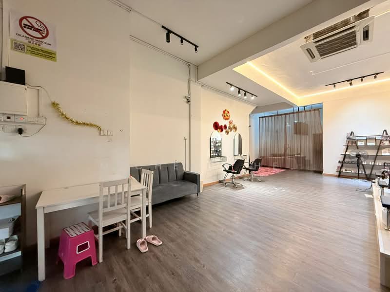 Shop / Office for Rent in Taman Mutiara Mas (Skudai) - Michelle He - Interior - PropertyGuru.com.my