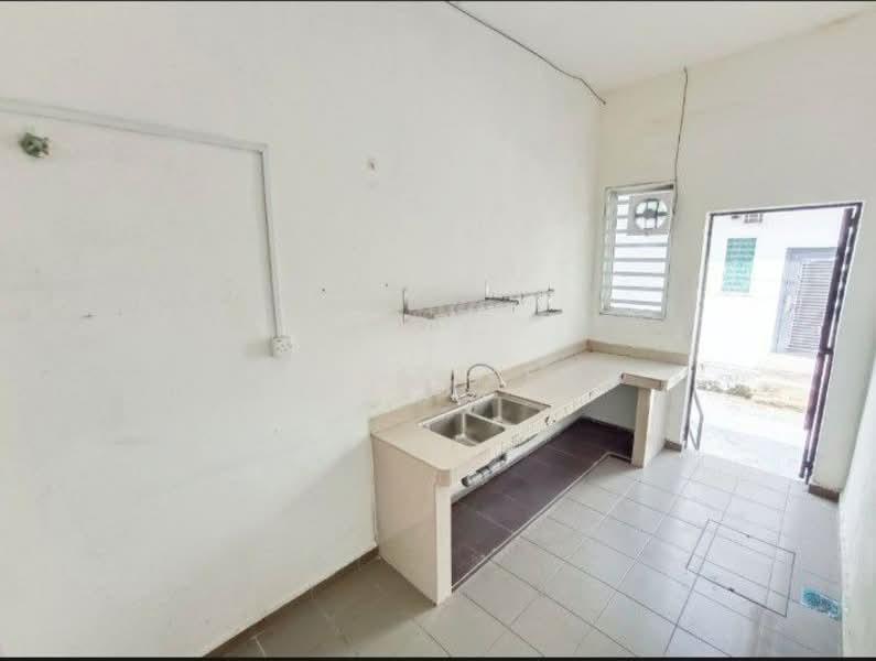 2-storey Terraced House for Sale in Ipoh (Perak) - Joline YEOW - Kitchen - PropertyGuru.com.my