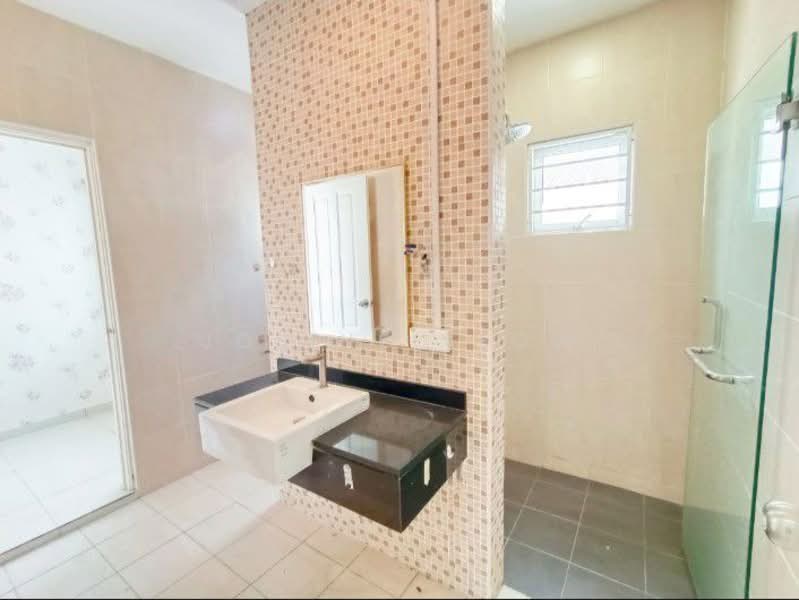 2-storey Terraced House for Sale in Ipoh (Perak) - Joline YEOW - Bathroom - PropertyGuru.com.my