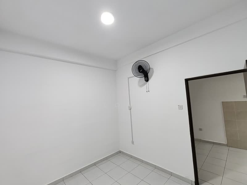 3-storey Terraced House for Sale in Taman Kundang Jaya (Rawang) - Samson Lee - Interior - PropertyGuru.com.my