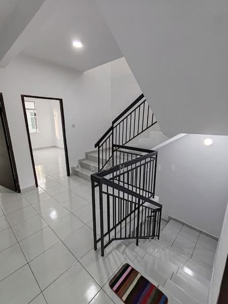 3-storey Terraced House for Sale in Taman Kundang Jaya (Rawang) - Samson Lee - Interior - PropertyGuru.com.my
