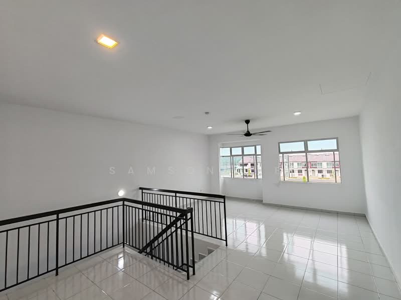 3-storey Terraced House for Sale in Taman Kundang Jaya (Rawang) - Samson Lee - Interior - PropertyGuru.com.my