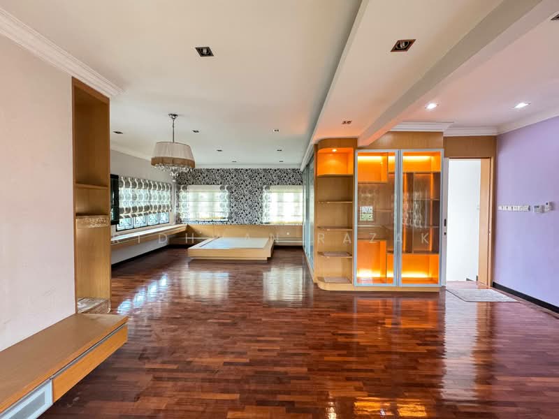Bungalow for Sale in Ampang Jaya (Ampang) - Ridhwan Razak - Bedroom - PropertyGuru.com.my