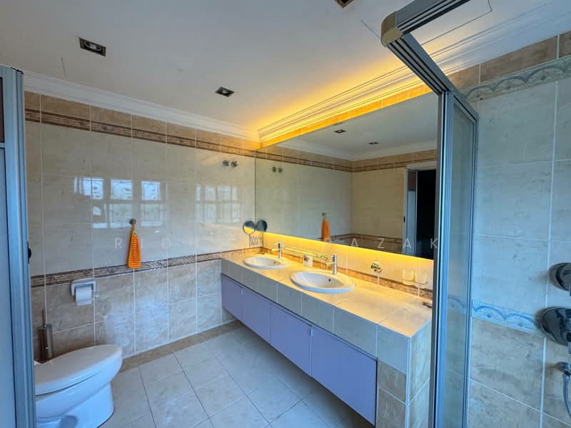 Bungalow for Sale in Ampang Jaya (Ampang) - Ridhwan Razak - Bathroom - PropertyGuru.com.my