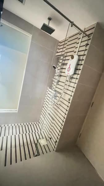 Condominium for Sale at The Peak SOHO - Yvonne Sak - Bathroom - PropertyGuru.com.my