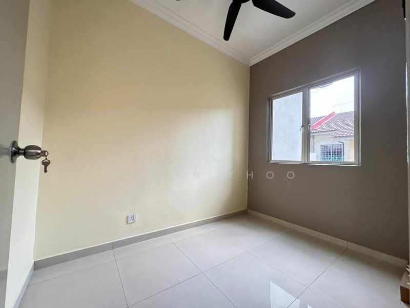 2-storey Terraced House for Sale in Rawang Perdana 2 (Rawang) - Evelyn Khoo - Room - PropertyGuru.com.my