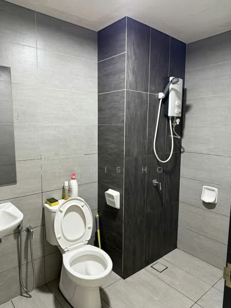 Service Residence for Rent at The New Duo @ Edumetro - Louis Ho - Bathroom - PropertyGuru.com.my