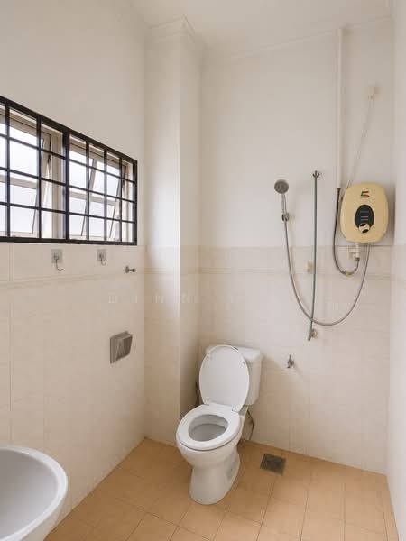 2-storey Terraced House for Sale in Puchong (Selangor) - DINN YAP - Bathroom - PropertyGuru.com.my