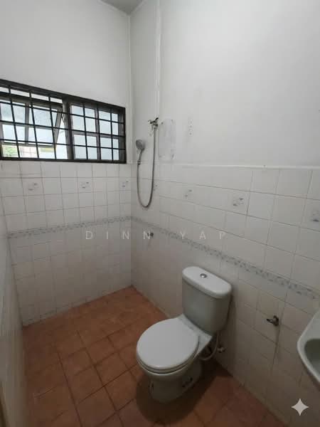 2-storey Terraced House for Sale in Puchong (Selangor) - DINN YAP - Bathroom - PropertyGuru.com.my