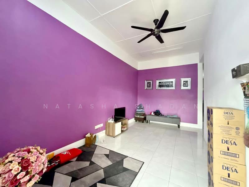 Rumah Teres 1 Tingkat untuk Dijual di Telok Panglima Garang (Selangor) - Natasha Shadan - Living Room - PropertyGuru.com.my