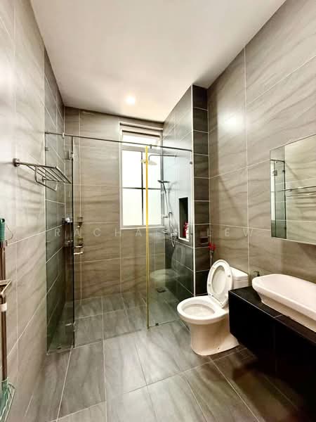 Cluster House for Sale in Taman Ekoflora (Johor Bahru) - Rachael Lew - Bathroom - PropertyGuru.com.my