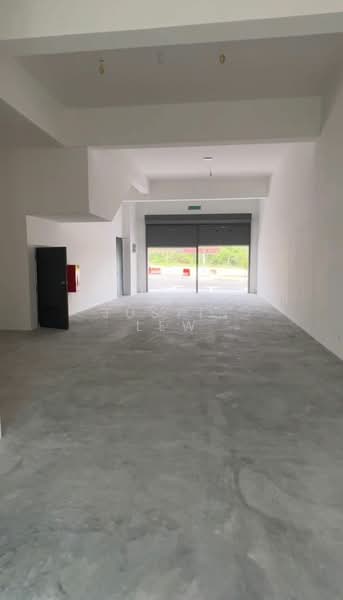 Shop / Office for Rent in Hulu Langat (Selangor) - Justin Lew - Entrance - PropertyGuru.com.my