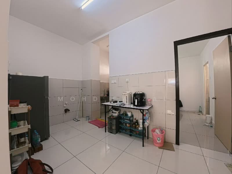 1-storey Terraced House for Sale in Hulu Semenyih (Selangor) - Mohd Faizal - Kitchen - PropertyGuru.com.my