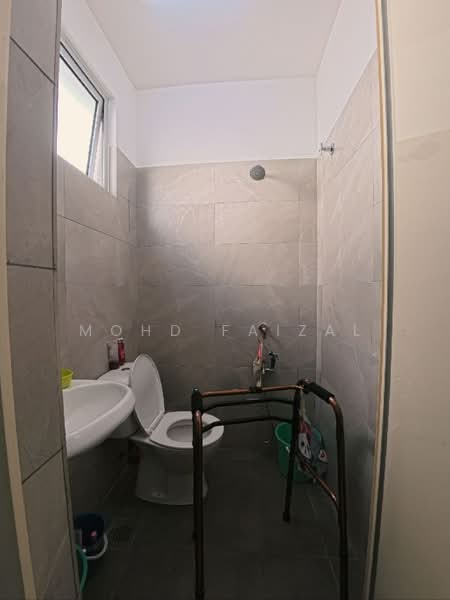 1-storey Terraced House for Sale in Hulu Semenyih (Selangor) - Mohd Faizal - Bathroom - PropertyGuru.com.my