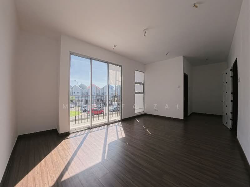 1-storey Terraced House for Sale in Hulu Semenyih (Selangor) - Mohd Faizal - Living Room - PropertyGuru.com.my