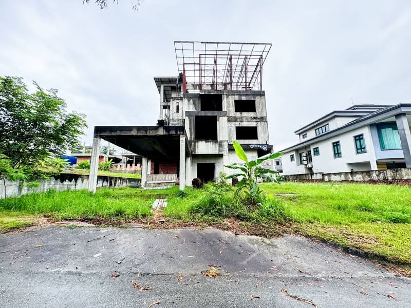 Residential Land for Sale in Sultan Abdul Aziz Shah Golf & Country Club (Shah Alam) - Izzah Alias - Exterior - PropertyGuru.com.my