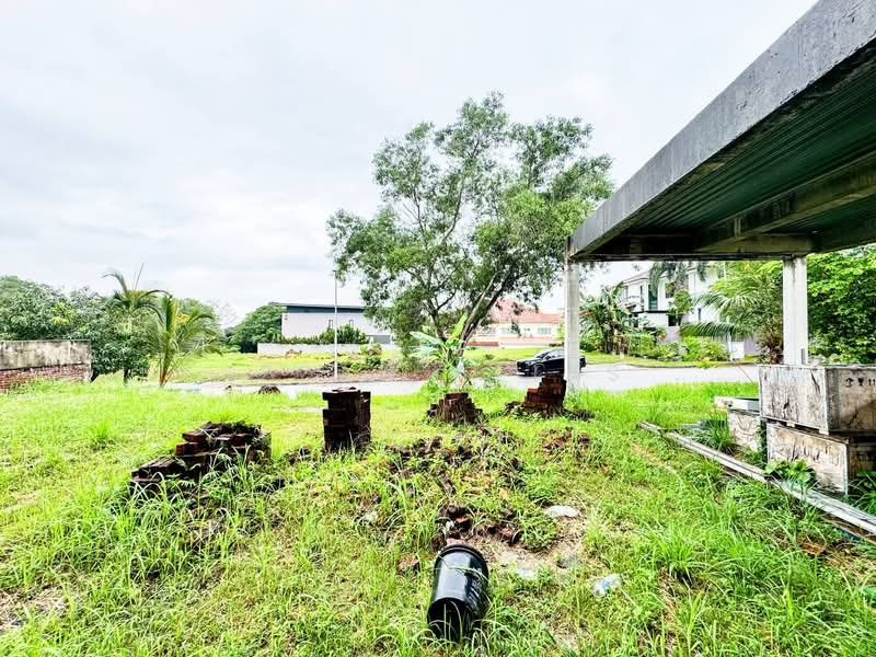 Residential Land for Sale in Sultan Abdul Aziz Shah Golf & Country Club (Shah Alam) - Izzah Alias - Exterior - PropertyGuru.com.my