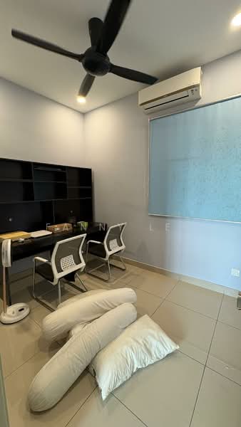 Condominium for Rent at Skyvilla @ D'Island - Fanny Lee - Study - PropertyGuru.com.my