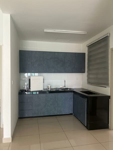 Condominium for Rent at Skyvilla @ D'Island - Fanny Lee - Kitchen - PropertyGuru.com.my