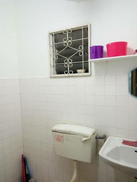 Rumah Teres 2.5 Tingkat untuk Dijual di Wangsa Maju (Kuala Lumpur) - Almon Yeap - Bathroom - PropertyGuru.com.my