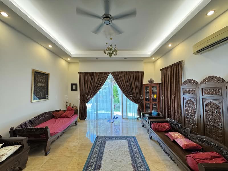 Bungalow for Sale in Setia Alam (Selangor) - Ridhwan Razak - Living Room - PropertyGuru.com.my
