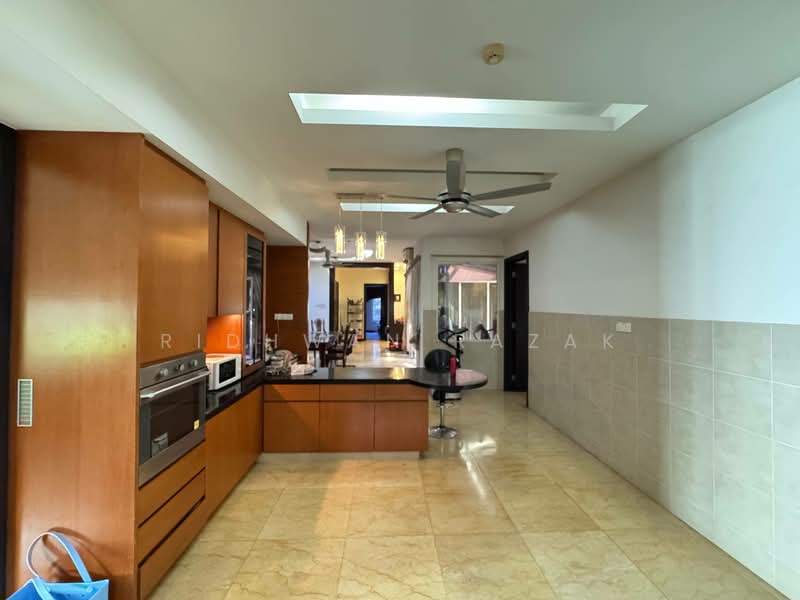 Bungalow for Sale in Setia Alam (Selangor) - Ridhwan Razak - Kitchen - PropertyGuru.com.my
