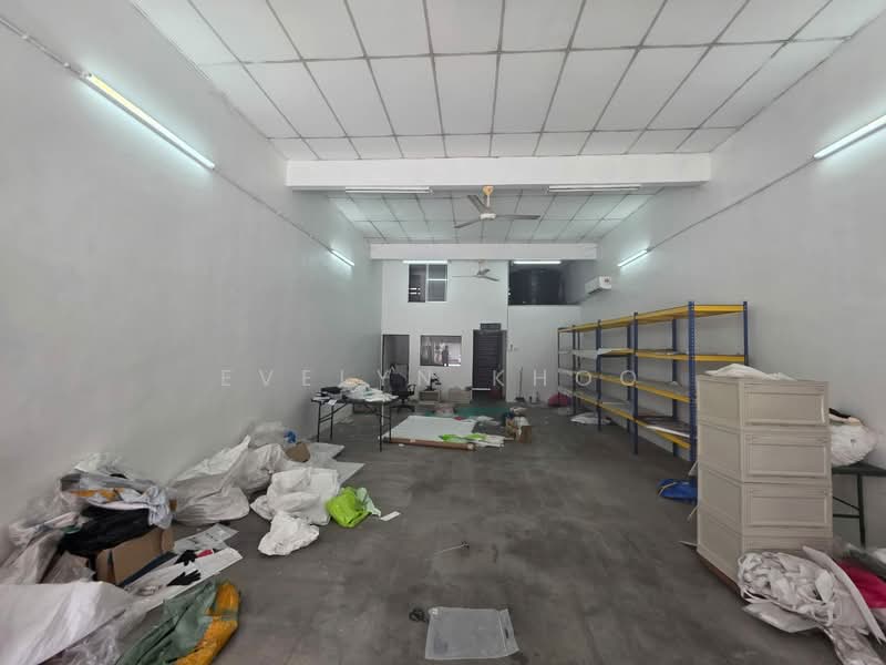 Shop for Rent in Sungai Buloh (Selangor) - Evelyn Khoo - Interior - PropertyGuru.com.my