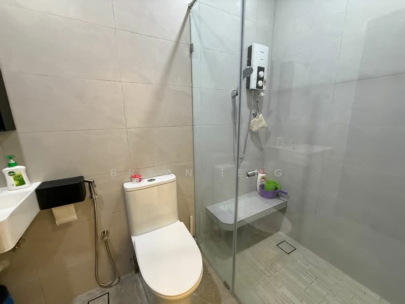Rumah Teres 3.5 Tingkat untuk Dijual di Bayan Lepas (Penang) - Bryan Teng - PropertyGuru.com.my