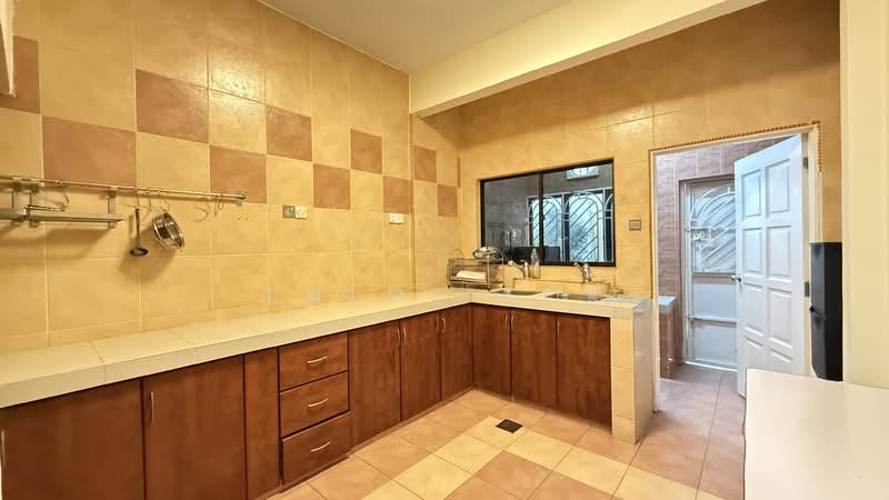 2-storey Terraced House for Sale in Taman Bukit Permai (Ampang) - Chloe Kok - PropertyGuru.com.my