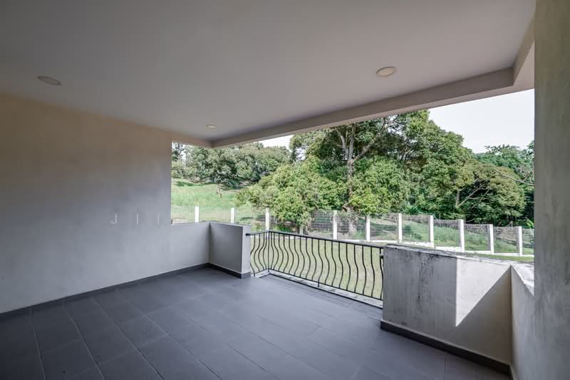 Rumah Banglo untuk Dijual di Nilai (Negeri Sembilan) - Jiin Siong Tan - Balcony - PropertyGuru.com.my