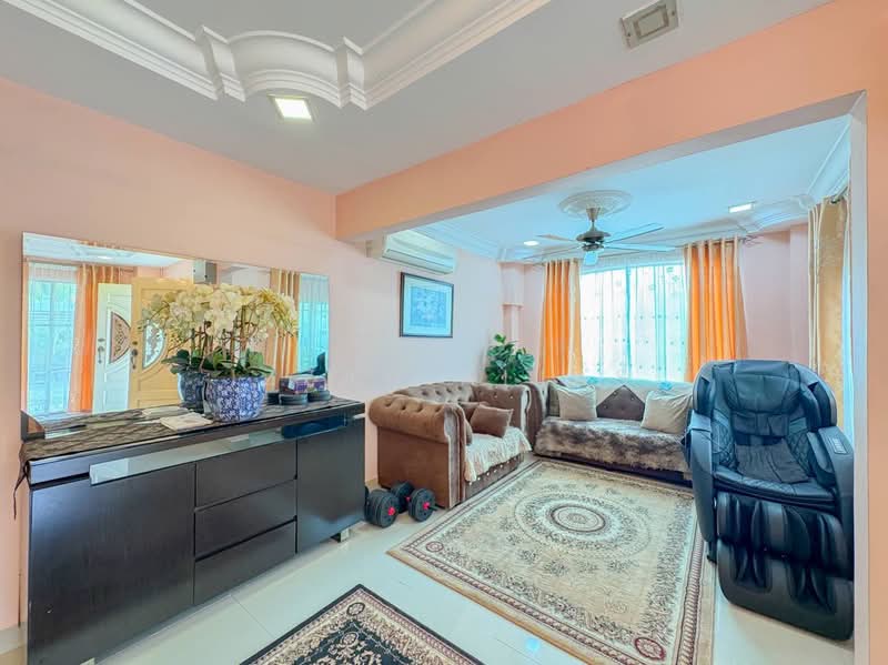 Rumah Teres 2 Tingkat untuk Dijual di Taman Equine (Seri Kembangan) - Izzah Alias - PropertyGuru.com.my
