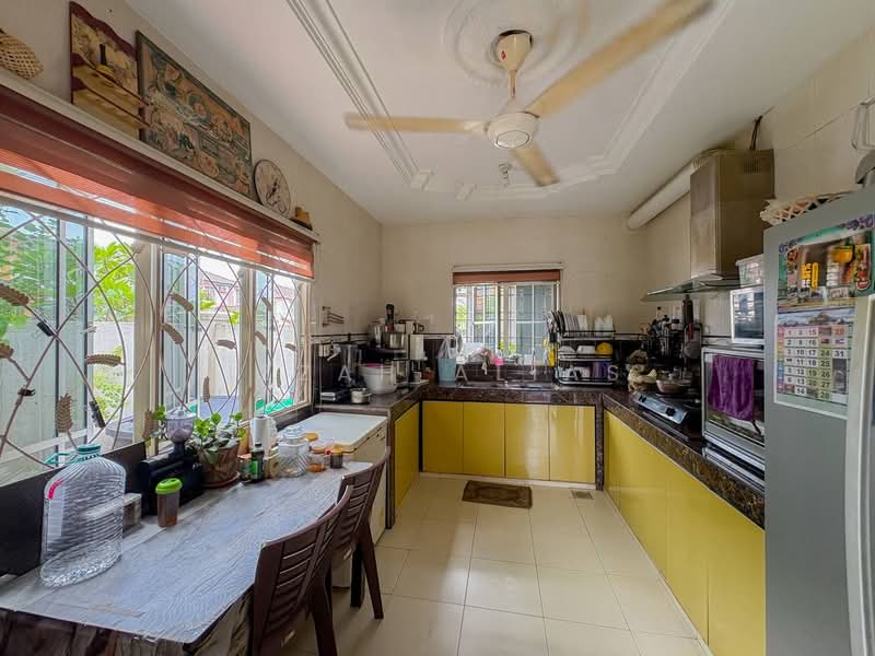 Rumah Teres 2 Tingkat untuk Dijual di Taman Equine (Seri Kembangan) - Izzah Alias - PropertyGuru.com.my