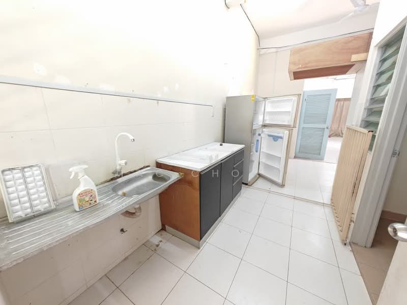 Semi-Detached House for Rent in Bandar Teknologi Kajang (Kajang) - Mac Chong - Kitchen - PropertyGuru.com.my