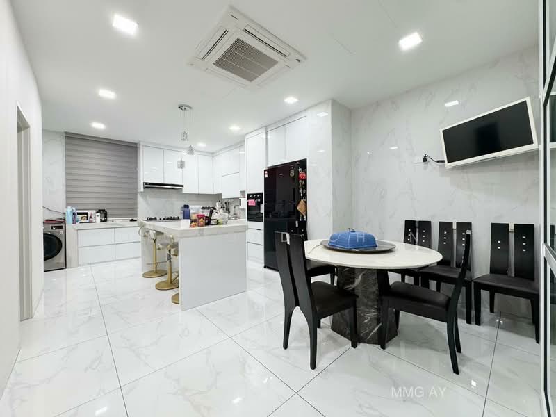 Fuego, Bandar Bukit Raja - 2