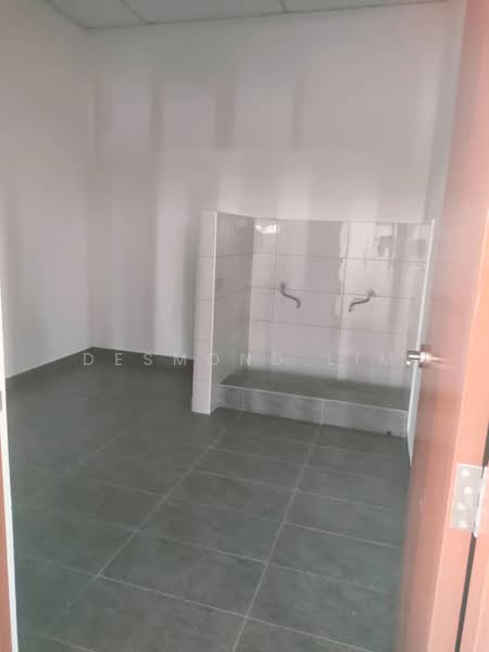 Detached Factory for Rent in Indahpura Industrial Park (Kulai) - Desmond Lim - Interior - PropertyGuru.com.my