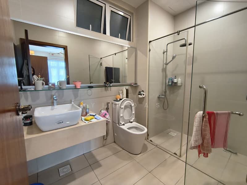 Servis Apartment untuk Disewa di Grandview 360 - Kyle Das - Bathroom - PropertyGuru.com.my