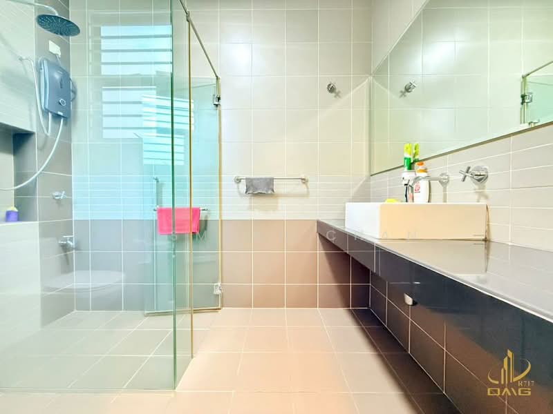 Rumah Teres 2 Tingkat untuk Dijual di Bandar Bukit Raja (Klang) - Desmond Chan - Bathroom - PropertyGuru.com.my