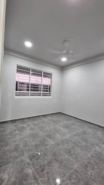 Apartment for Sale at Pangsapuri Kenanga (Anggerik Perdana) - Julisyazwani @ Wani - Interior - PropertyGuru.com.my