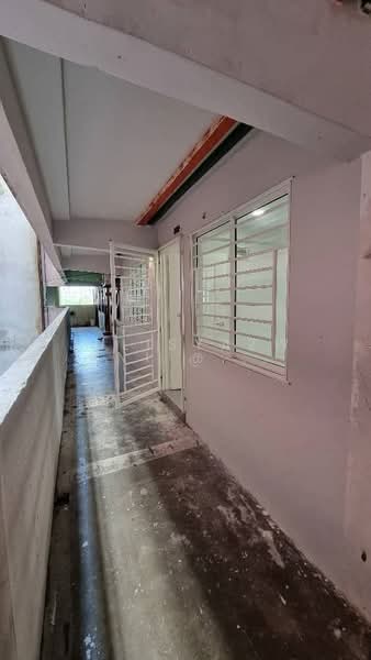 Apartment for Sale at Pangsapuri Kenanga (Anggerik Perdana) - Julisyazwani @ Wani - Corridor - PropertyGuru.com.my