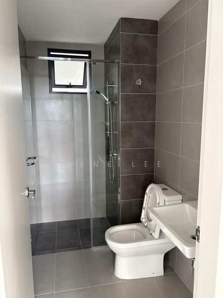 Servis Apartment untuk Dijual di Sunway Belfield - Irene Lee - Bathroom - PropertyGuru.com.my