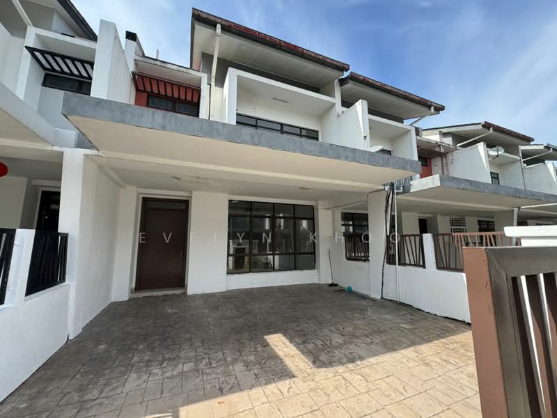 Rumah Teres 2 Tingkat untuk Disewa di Rawang (Selangor) - Evelyn Khoo - Car Porch - PropertyGuru.com.my
