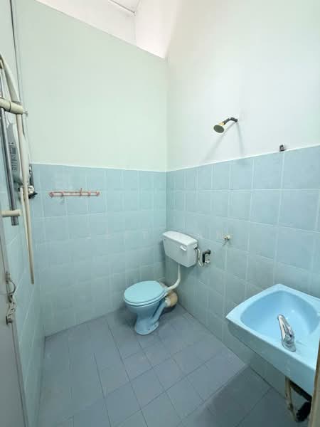 2-storey Terraced House for Sale in Medan Pengkalan Makmur (Ipoh) - Jeff Tan - Bathroom - PropertyGuru.com.my