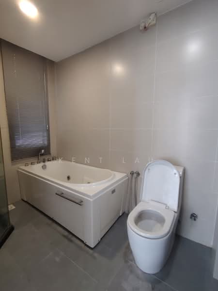 Condominium for Sale at Villa Orkid - Kent Lau - Bathroom - PropertyGuru.com.my