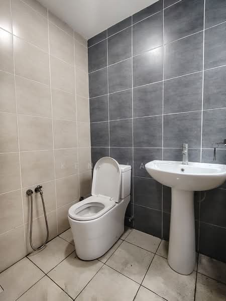 Condominium for Sale at Villa Orkid - Kent Lau - Bathroom - PropertyGuru.com.my
