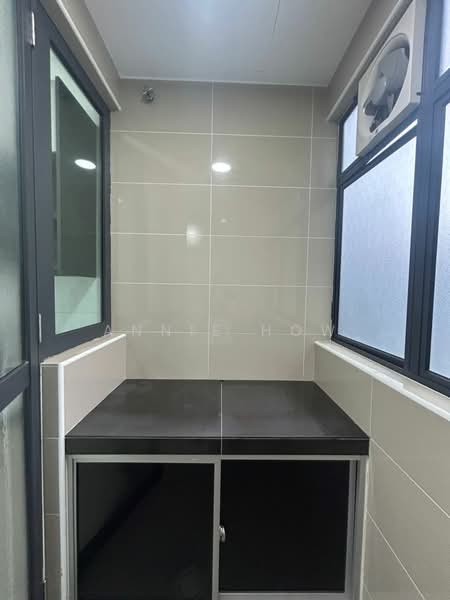 Servis Apartment untuk Dijual di KL Traders Square - Annie How - Balcony - PropertyGuru.com.my