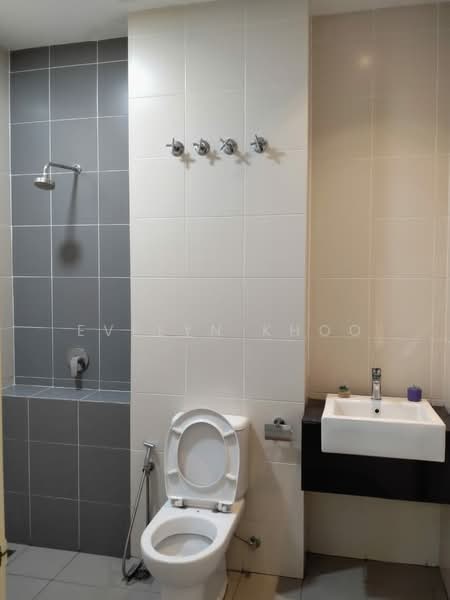 Rumah Berkembar untuk Disewa di Rawang (Selangor) - Evelyn Khoo - Bathroom - PropertyGuru.com.my